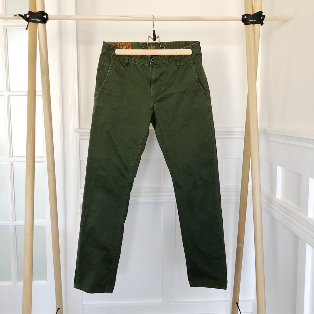 Dockers Aloha slim Green khakis 30x32 EUC